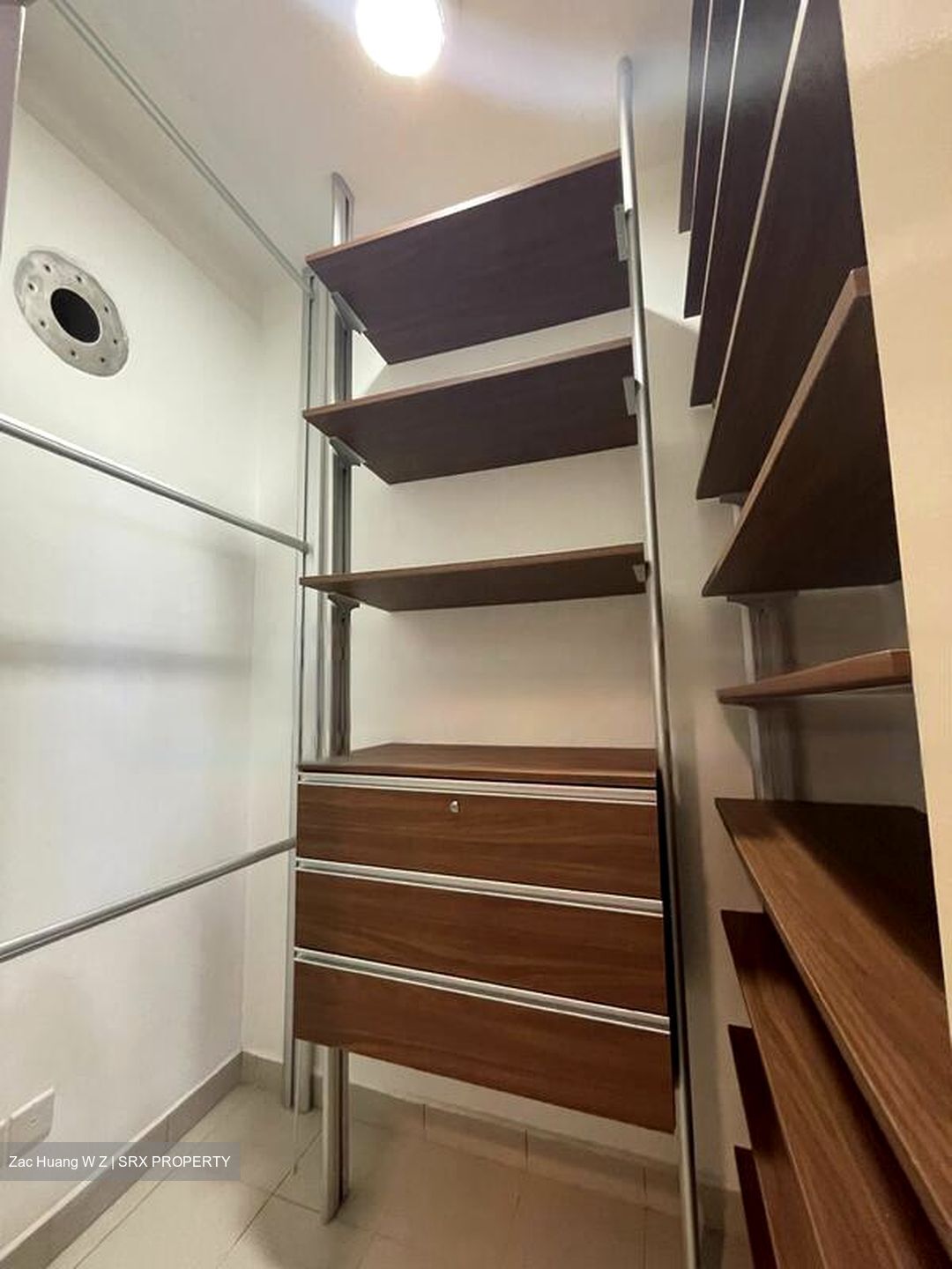 Domus (D12), Apartment #483553781